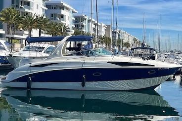 Yate Bayliner Cruiser de 40 pies: fiesta, come y bebe en Marina del Rey