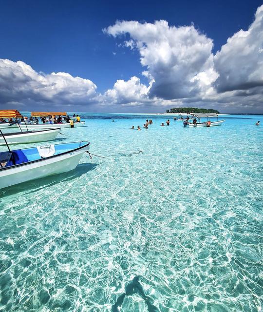 Excursión de snorkel a la isla de Mnemba en Zanzíbar