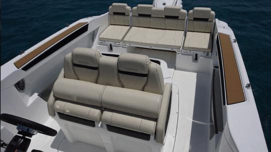 Alquiler de barco Karnic SL702 Tyson Deck en Eivissa, Illes Balears