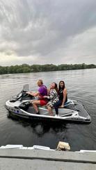 Passeios e aulas de jet ski disponíveis em Haverhill, no rio Merrimac