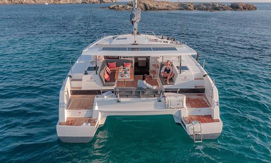 Catamarã de luxo Fountaine Pajot Isla 40