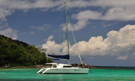 Location de catamaran de croisière Mystikal Lagoon 440 à Mahé, Seychelles