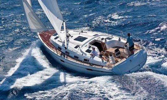 Carta de vela Bavaria Cruiser Bareboat para 7 pessoas com 41 pés na Suécia