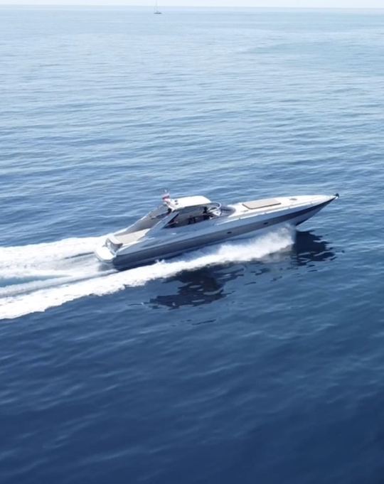 Yate a motor Superhawk 48 Sunseeker _alquiler en CANNES/ANTIBES