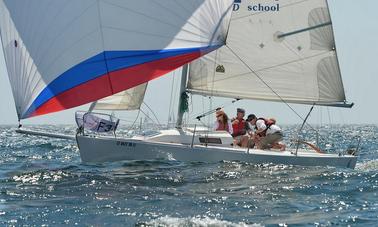 Profitez d'un sloop à voile J/80 Performance à San Diego, en Californie