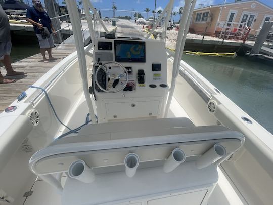 24ft Cobia 237 Center Console