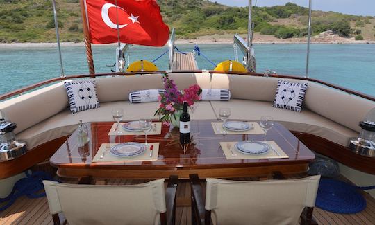 Charter Gulet Artemis From Bodrum