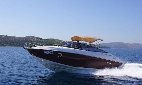 Have an amazing time in Trogir, Croatia on 26' Motor Yacht For 7 People