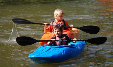 Enjoy a Kayak Hire in Warwick, United Kingdom