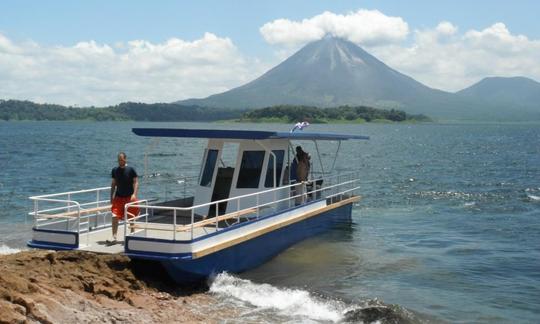 Boat Tours on Lake Arenal la fortuna in Costa Rica