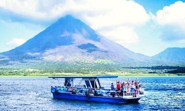 Passeios de barco no Lago Arenal la fortuna na Costa Rica