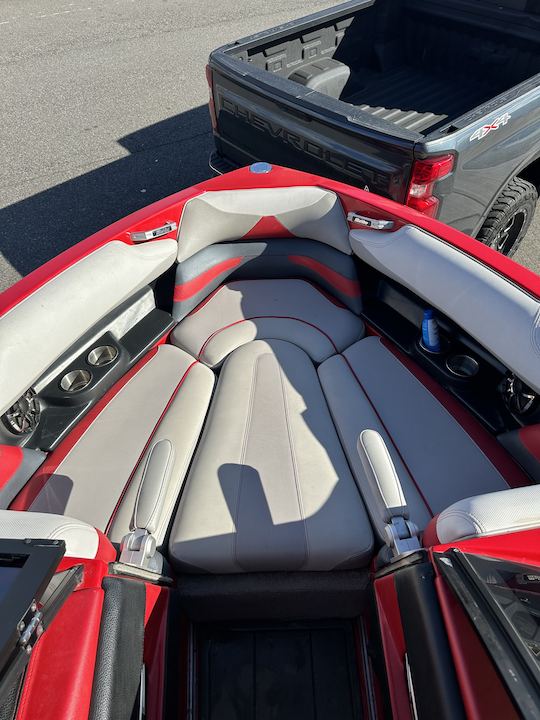 Malibu Wakesetter 23 LSV