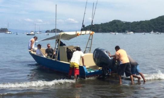 Aluguer de barcos para pescadores esportivos de 28 pés em Guanacaste, Costa Rica