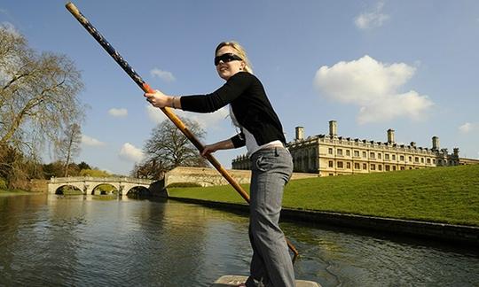 Punting in Cambridge - The Cambridge University College Backs