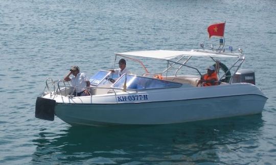 Alquiler de barcos y lanchas rápidas en Nha Trang, Vietnam