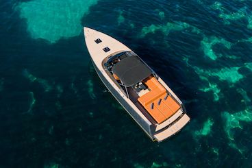 Van Dutch 40 Motor Yacht Rental in Saint-Jean-Cap-Ferrat