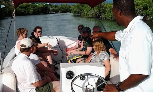 Passeio turístico de barco em Ambergris Caye, Corozal