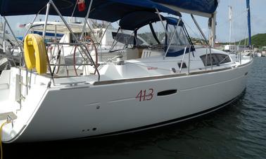 Beneteau 413 Yacht Charter in Saint Lucia Rodney Bay Marina