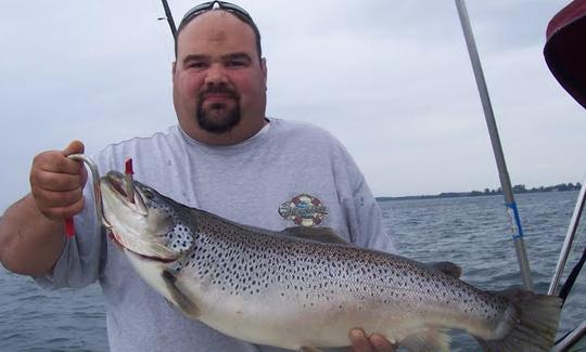 Location de pêche en yacht à moteur Tiara de 33 pieds à Rochester, New York