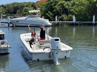 Sundance B20CCR 2023 — Amusement en famille, pêche et aventures à la plage !