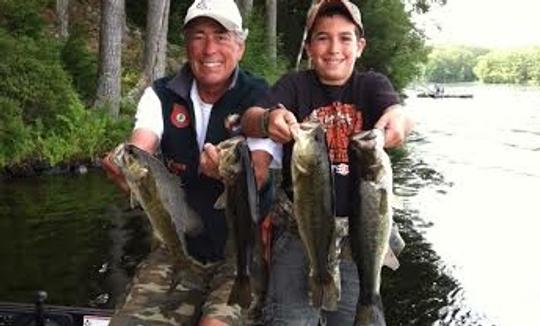 Alquiler de barcos Bass de 21 pies en Nobleboro, Maine