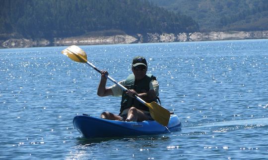 Excursions individuelles en kayak à Barragem de Santa Clara, Portugal