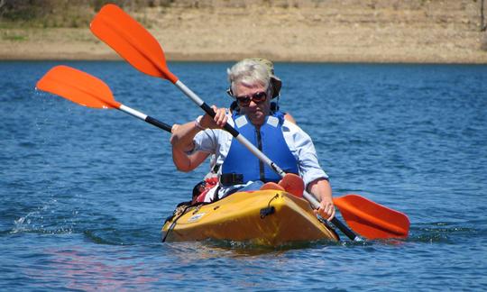 Passeios de caiaque para duplas em Barragem de Santa Clara, Portugal