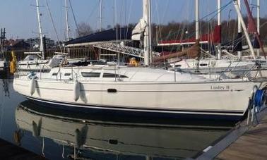 Charter on "Loxley B" Sun Odyssey 37 Sailboat in Southampton