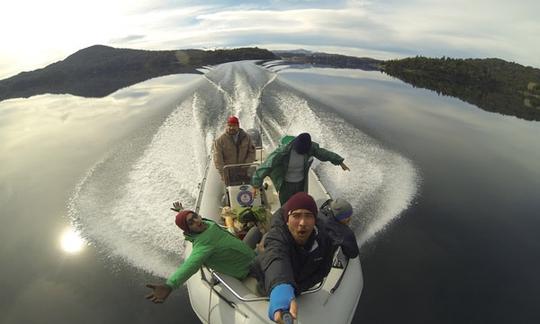 Excursion de pêche guidée sur RIB en Patagonie Argentine