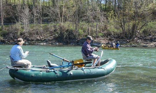 Service de bateau de pêche et de guide à Stockbridge