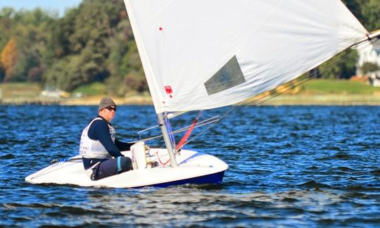 Aluguer de bote a laser de 13 pés de mão única em Falmouth, Reino Unido