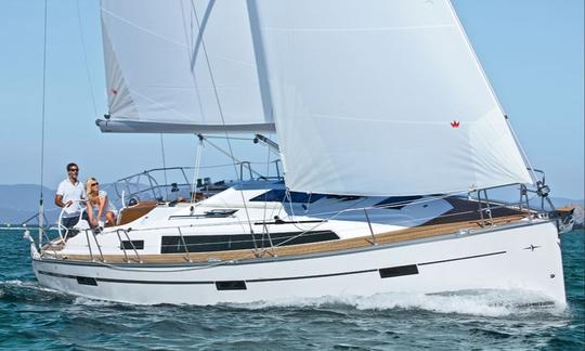 Carta de vela Bavaria 37 em Puerto Calero