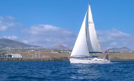 Alquiler de balandras en Puerto Calero