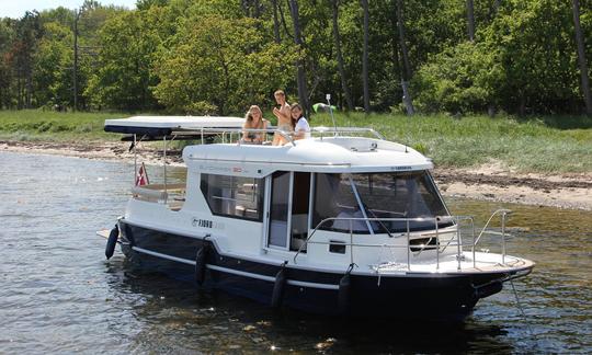 Location de yacht à moteur 31' à Holbæk, Danemark