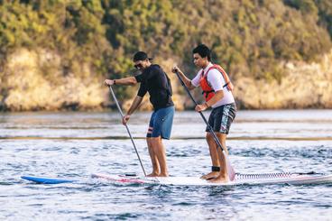 Aula de stand up paddle 