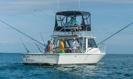 Carta de pesca no barco Rhino Charger em Tamarindo