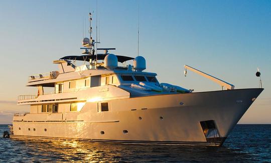 125' Power Mega Yacht "Stella Maris" Charter in Quito, Ecuador