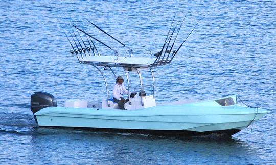 Charter de pêche « Reel Time » avec console centrale de 26 pieds à Drake Bay, Costa Rica