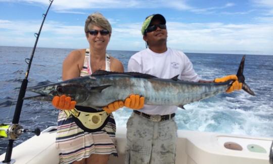 Charter de pêche « Reel Time » avec console centrale de 26 pieds à Drake Bay, Costa Rica