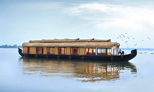 Clove Houseboat