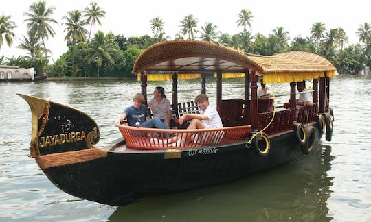 Motor Yacht Rental in Alappuzha