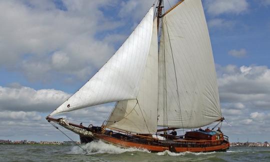 Alquiler de goletas en Monnickendam, Holanda