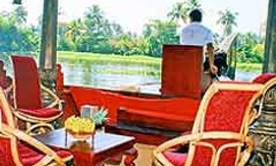 Experience The Alappuzhan River on a Houseboat