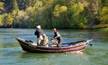 Excursions de pêche guidées dans le sud de l'Oregon