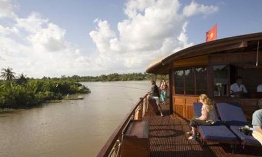 Croisière panoramique en jonque à Hanoi