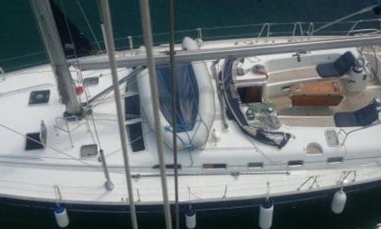 Charter Oceanis 523 Sailboat In Gospić