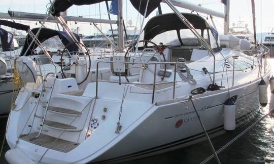 Iate Charter Sun Odyssey 45 DS em Gospić