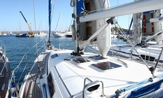 Charter le Bavaria 38 Cruiser « Aristoteles » en Grèce