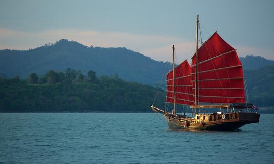 Cruzeiro à vela pelo Bahtra em junho (Phuket e Koh Yao)