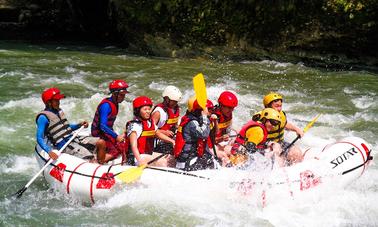 Rafting em águas brancas em Cagayan de Oro, Filipinas